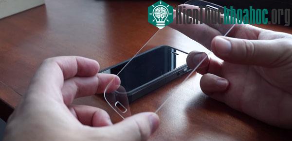 Màn hình sapphire “siêu bền” được làm ra như thế nào? ảnh 12