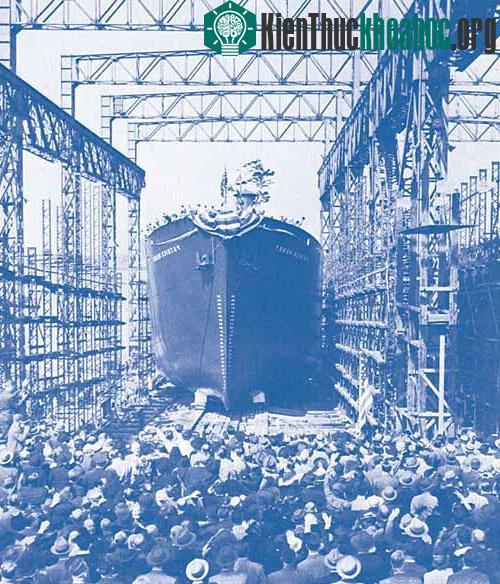 Khung cảnh hạ thủy chiến hạm Liberty Fleet, chiến hạm được trang bị đầy đủ hệ thống làm mát không khí để làm mát cho binh lính, giữ cho thực phẩm tươi...
