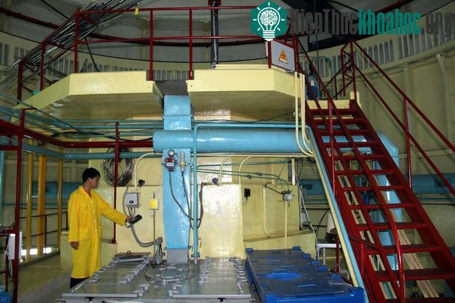 Bên trong lò phản ứng hạt nhân duy nhất ở Việt Nam