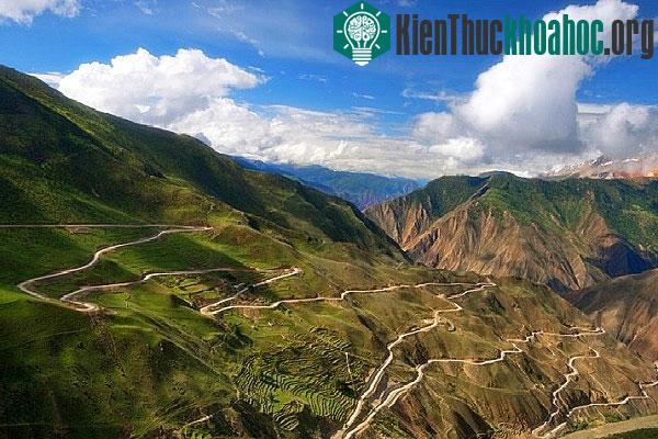 Con đường Trà Mã cổ đạo nhìn từ trên không