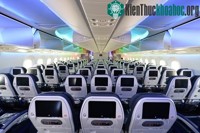 Cận cảnh Boeing 787 đầu tiên của Vietnam Airlines xuất xưởng tại Mỹ