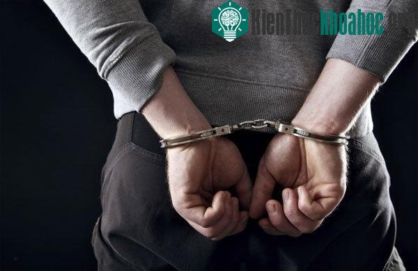 10 bí mật về nụ hôn