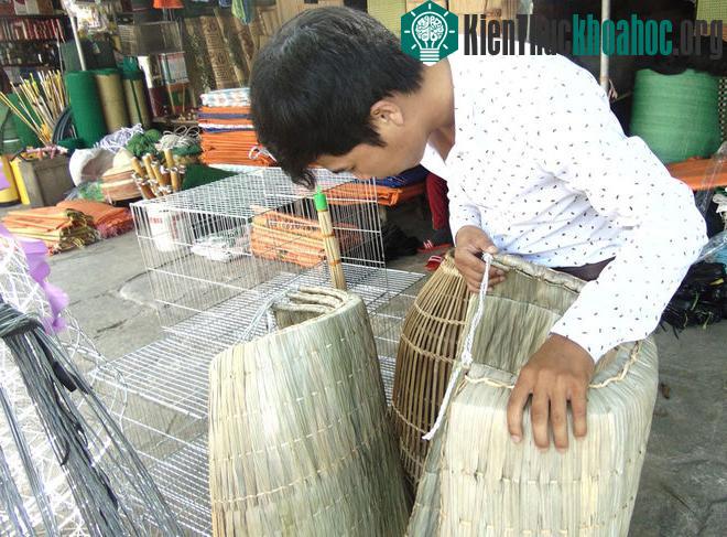 Làng làm áo tơi tất bật mùa nắng nóng
