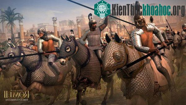Các kỵ binh Cataphract của Parthia - nỗi khiếp sợ của người La Mã. Người Parthia từng là chư hầu của đế chế Seleucid trước khi tự giành lấy độc lập vào năm 250 TCN.