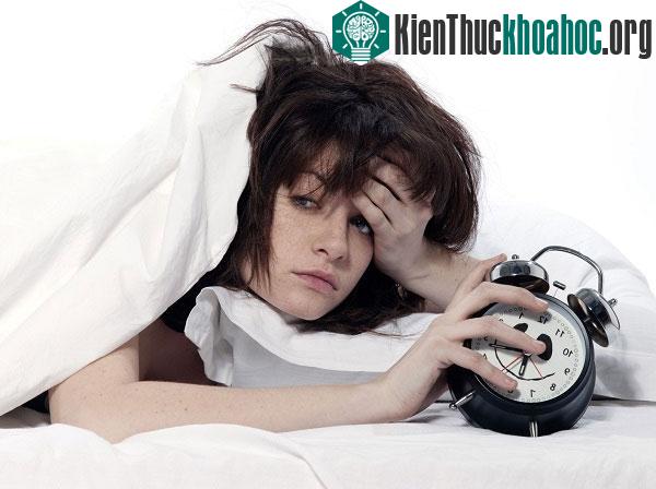 Các phản ứng cơ thể kỳ quặc khiến bạn khó hiểu