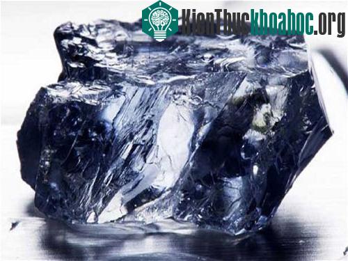Petra Diamonds phát hiện ra viên kim cương xanh 25,5 carat tại vùng mỏ Cullinan.