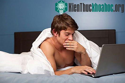 Tại sao nam giới thích xem phim "nóng"?