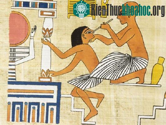 Các cách phẫu thuật "cắt ghép cơ thể" từ ghê rợn đến hiện đại