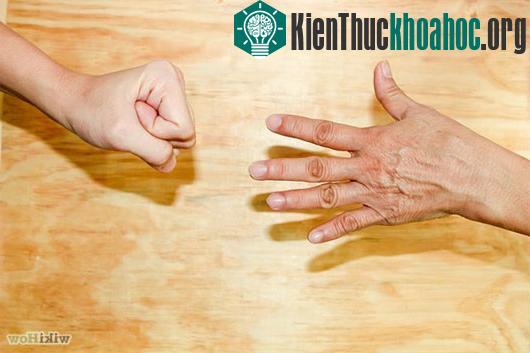 Tìm ra bí kíp "oẳn tù tì" giúp bạn dễ dàng chiến thắng
