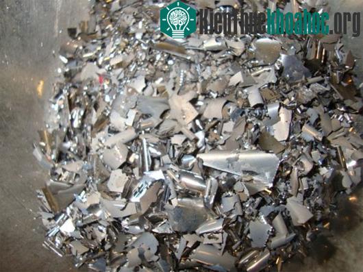 Những công dụng bất ngờ của kim loại và đá quý