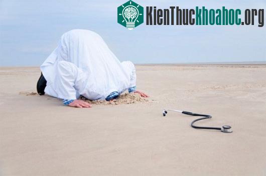 Những hiểu lầm ngớ ngẩn về cơ thể phụ nữ thời xưa