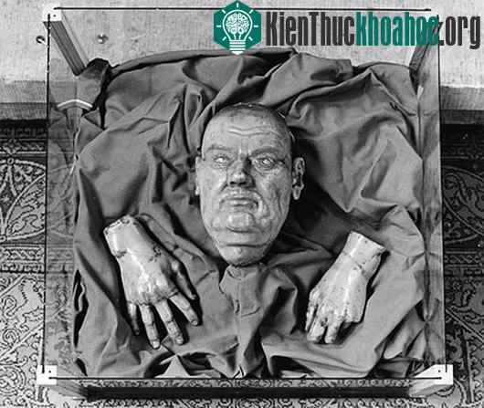 Ý nghĩa các kiểu mặt nạ "ám ảnh con người" trong lịch sử