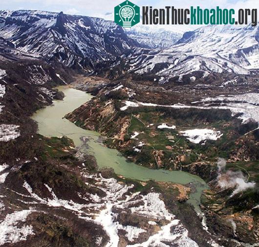Kamchatka được tạo hóa ban tặng cho một cảnh quan thiên nhiên đầy mê hoặc và sự đa dạng sinh thái