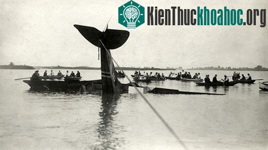 Hầu như các máy bay dân dụng hạ cánh xuống nước sẽ đều chìm nghỉm