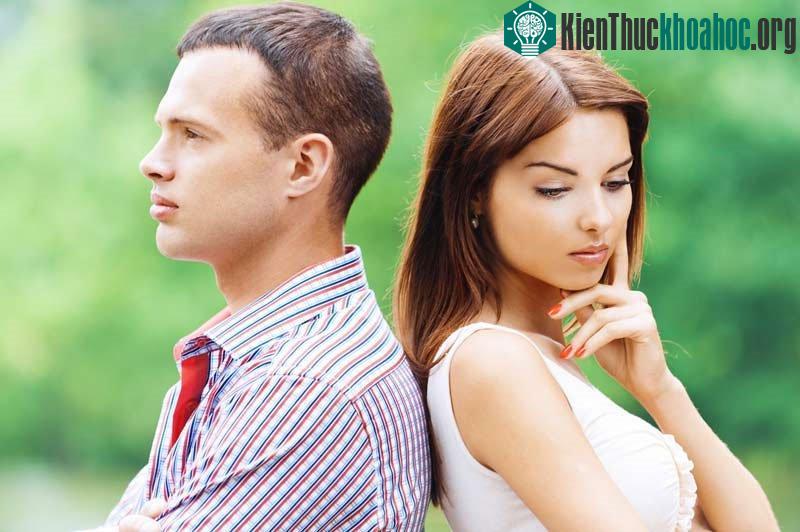 Nam giới dễ bị hấp dẫn giới tính bởi người bạn thân khác giới hơn?