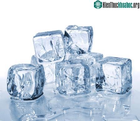 Nước có thể đông cứng khi được làm nóng lên ảnh 0