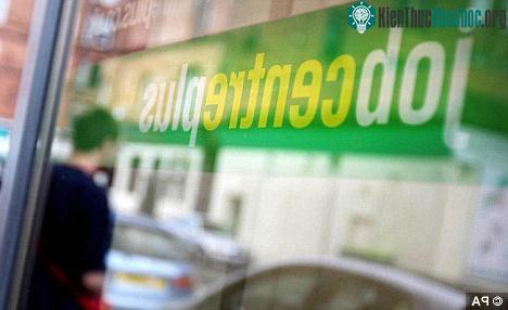 Phụ nữ trung niên từ 35 đến 54 tuổi rất dễ bị phá sản ảnh 1