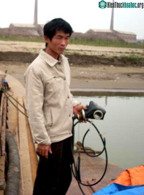 Kho báu khổng lồ ở "tam giác quỷ" bí hiểm giữa sông Hồng ảnh 4