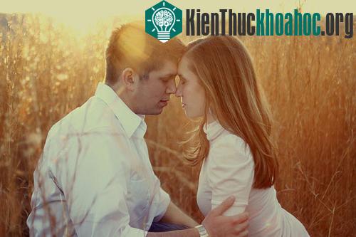 Nụ hôn có nhiều tác dụng cả về tâm lý lẫn bề ngoài