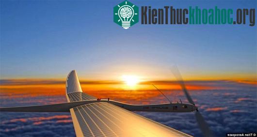 Titan Solara - Máy bay không người lái nhẹ như môtô