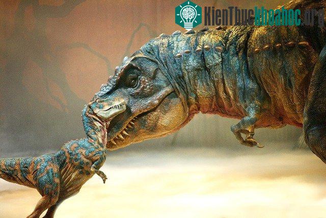 Chúng ta cần một con "khủng long mẹ" để có thể tạo ra một thế hệ khủng long mới.