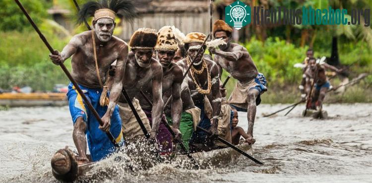 Cư dân ở các vùng đảo xa của Indonesia.