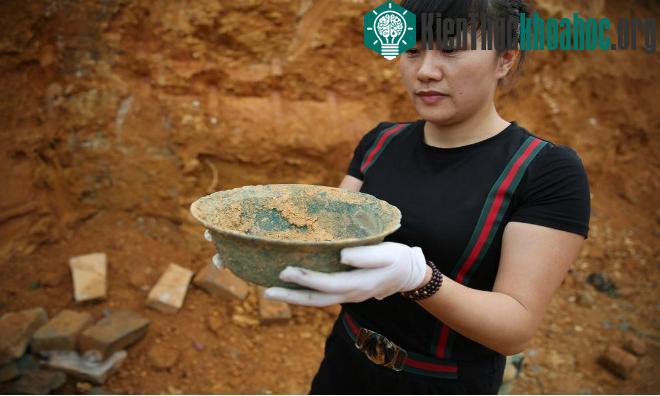 Số cổ vật được tìm thấy có thể là vật dụng của chủ nhân ngôi mộ.
