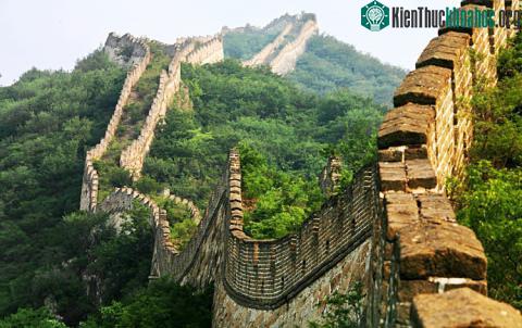 Vạn Lý Trường Thành là một di tích lịch sử văn hóa quan trọng của Trung Quốc