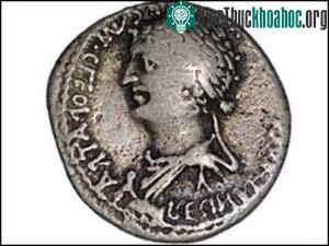 Hình Cleopatra trên đồng xu Ai Cập 2.000 tuổi.