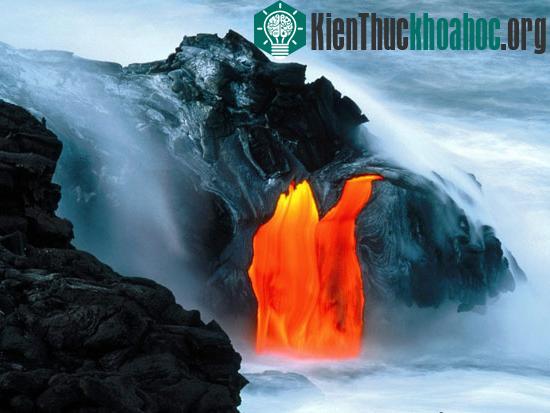 Động đất khiến núi lửa Kileuea, Hawaii phun trào bắt nguồn từ hiện tượng trượt chậm