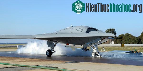 Phi cơ X-47B có tầm bay 3.200km, thời gian bay 6 giờ và có khả năng phá tín hiệu radar.
