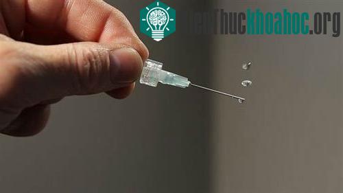 Nước lơ lửng trong môi trường sóng âm đối kháng - (Ảnh: Argonne National Lab)