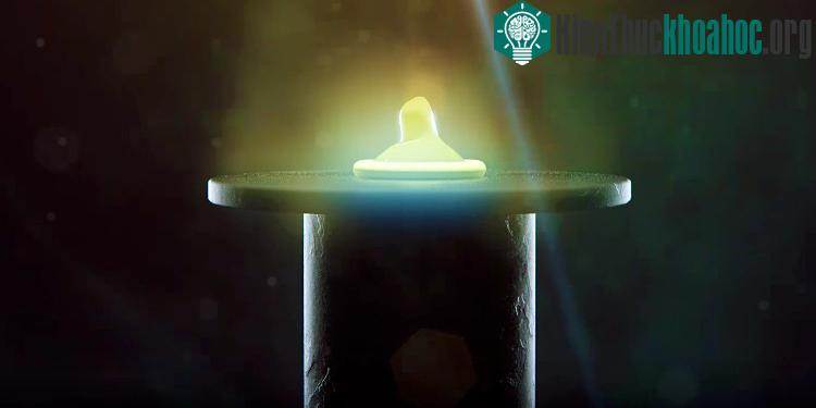 Bao cao su đóng vai trò quan trọng trong cuộc sống của con người. (Ảnh: Live Science).