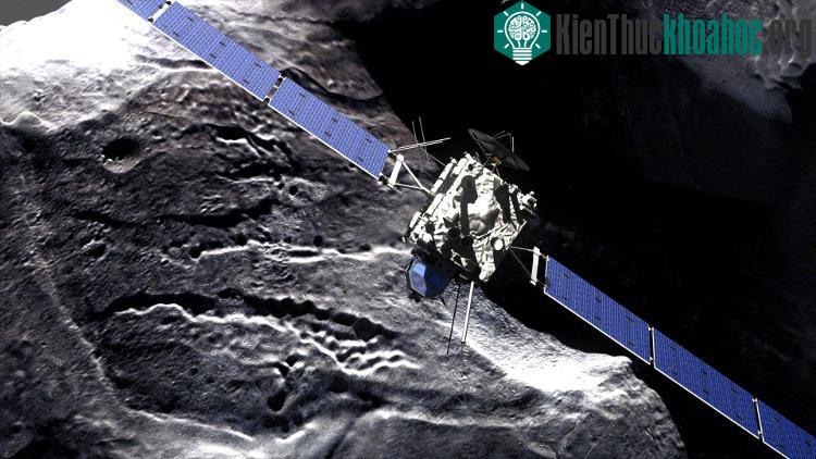 Rosetta bay phía trên sao chổi 67P. (Ảnh: ESA).