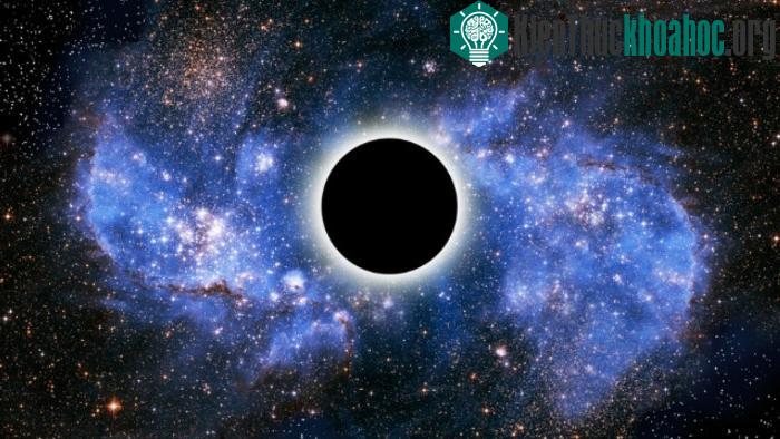 Siêu hố đen ở trung tâm dải thiên hà NGC 4889 đã ngừng hoạt động. (Ảnh:Universe Today).