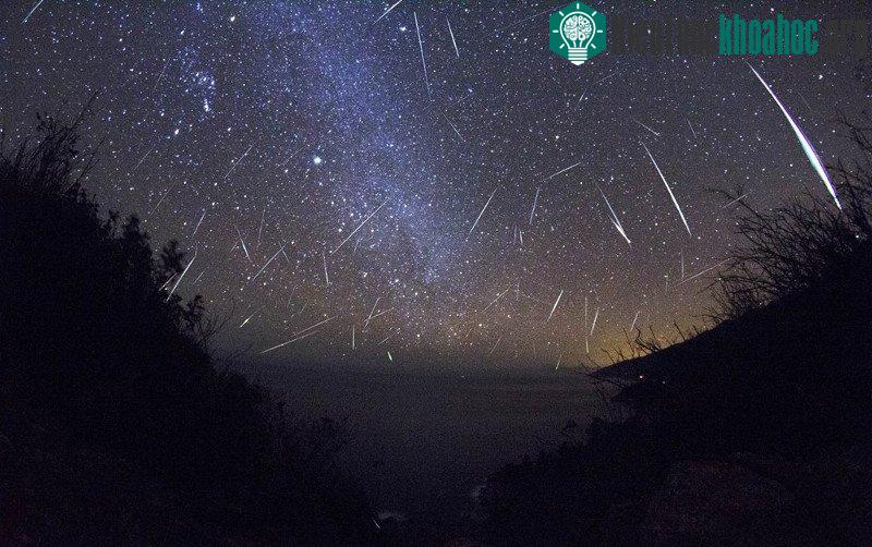 Mưa sao băng Geminids (ngày 13 - 14/12)