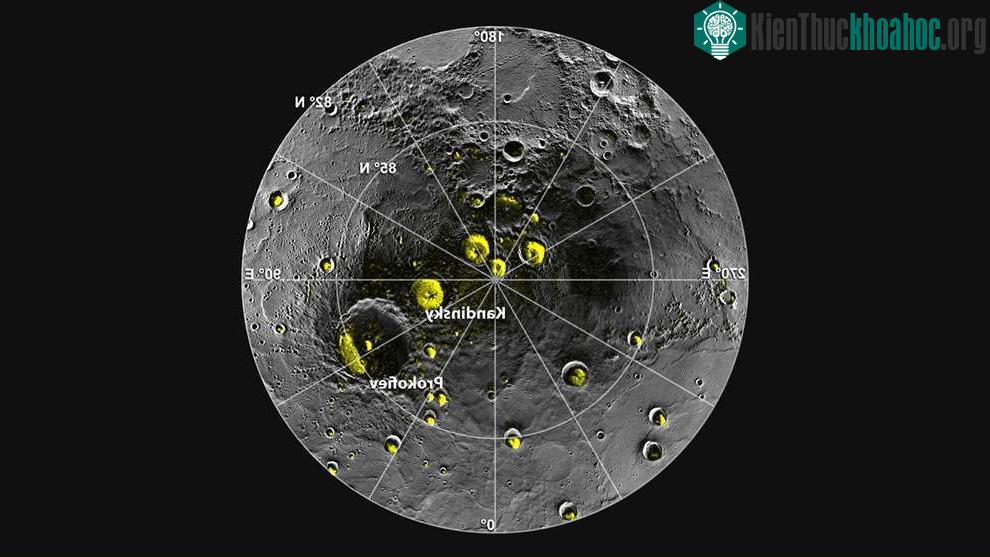 Vùng cực của sao Thủy có thể tồn tại nước ở dạng đóng băng. (Ảnh: NASA).