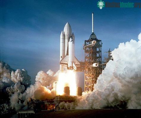 Chương trình tàu con thoi của NASA xứng đáng là dự án vũ trụ đắt nhất trong lịch sử với chi phí 196 tỉ đô. (Ảnh minh họa)