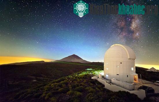 Trạm quang học mặt đất tại Tenerife - (Ảnh: ESA)
