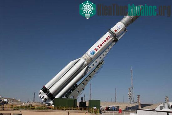 Tên lửa đẩy vũ trụ Proton-M rơi ngay sau khi phóng