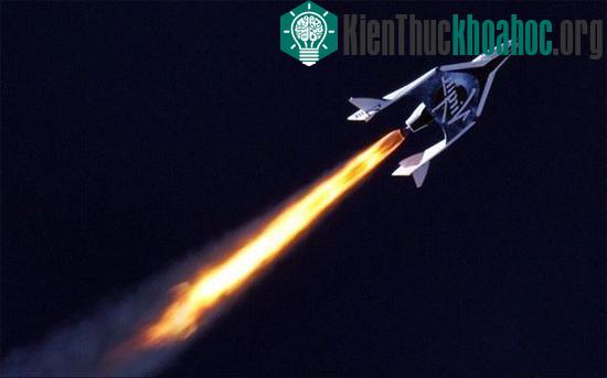 Tàu SpaceShipTwo - (Ảnh: AFP)