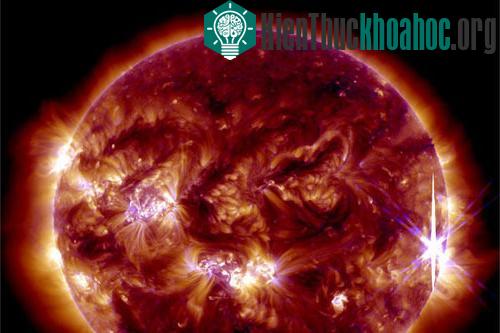 Cận cảnh vết lóa cấp X bùng nổ - (Ảnh: NASA)