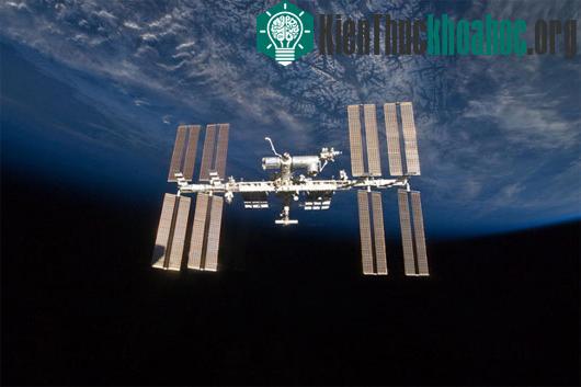 Trạm Vũ trụ Quốc tế sắp đón liên tiếp hai con tàu vũ trụ - (Ảnh: NASA)