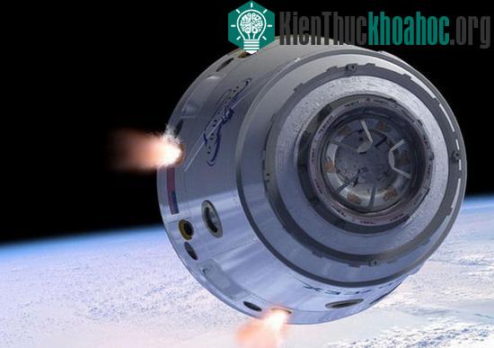 Tàu chở hàng của Hãng hàng không vũ trụ tư nhân SpaceX - (Ảnh: Space.com)