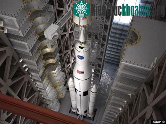 Ảnh dựng về quá trình chuẩn bị phóng SLS
