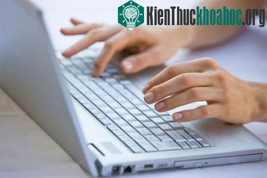 Khoảng thời gian để truyền thông tin từ Sao Hỏa về Trái Đất dao động từ 3-22 phút. Cuộc sống trên Sao Hỏa sẽ hạn chế hoạt động trao đổi thông tin liên lạc bằng điện thoại như trên Trái Đất. Máy tín...