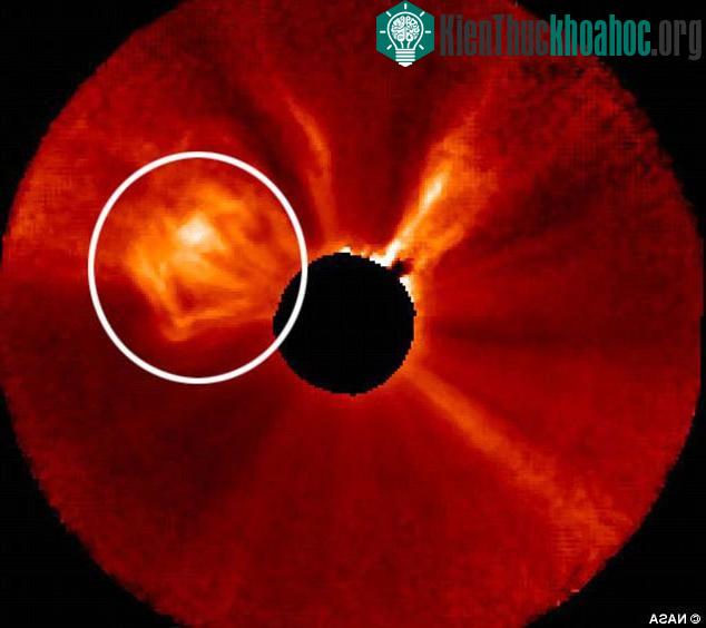 Tàu của NASA đã chụp được ảnh những trận CME đang được phóng ào ạt về phía Trái đất