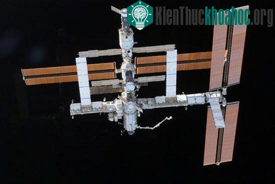 Nga tính chuyện "bỏ hoang" ISS ảnh 0