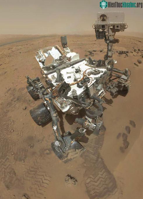 Một bức ảnh về Curiosity do chính thiết bị chụp trên sao Hỏa. (Ảnh: NASA)