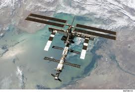 Đi bộ ngoài không gian khắc phục sự cố trạm ISS ảnh 0
